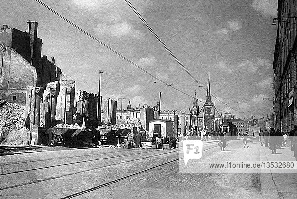 Bauarbeiten Straßenausbesserung 1949 Grimmaischer Steinweg Leipzig Sachsen DDR Deutschland Europa