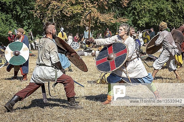 Battle reenactment at the worlds biggest Viking Moot  Mosegaard Viking Moot  Aaarhus  Denmark  Europe