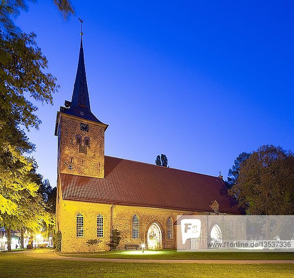 Evangelische Kirche St. Maria Magdalena  Bad Bramstedt  Schleswig-Holstein  Deutschland  Europa