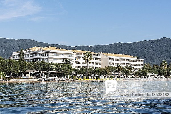 Strand, Hotel, Dassia, Insel Korfu, Ionische Inseln, Mittelmeer, Griechenland, Europa