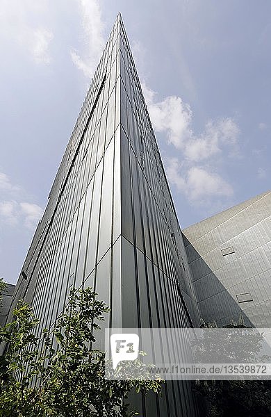 Jüdisches Museum,  Neubau von Daniel Libeskind,  Detailaufnahme der Fassade,  Berlin,  Deutschland,  Europa