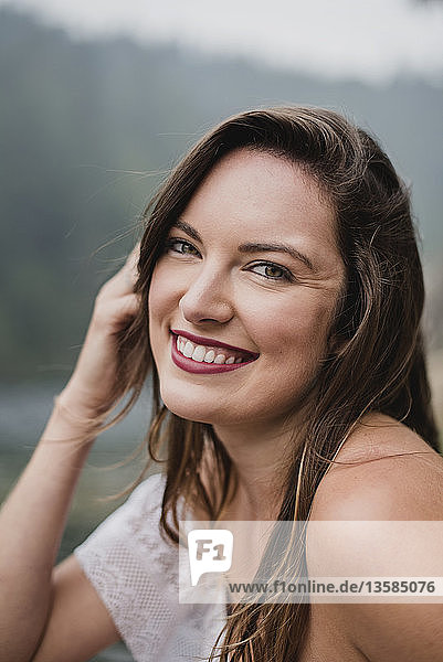 Portrait smiling  beautiful young woman