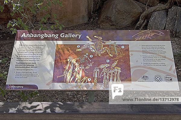 Hinweisschild für die Galerietafel  Nourlangie  Kakadu National Park  Northern Territory  Australien