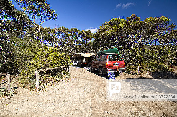 Einer von fünf ruhigen und abgelegenen Campingplätzen in der Memory Cove Wilderness Area  Lincoln National Park  Eyre Peninsula  South Australia