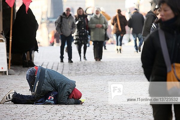 Obdachlose auf der Straße  Tschechische Republik