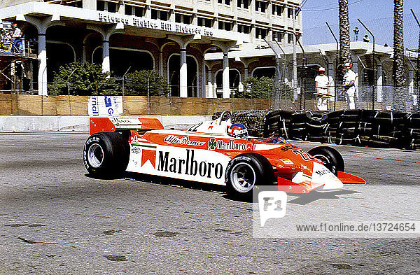 Patrick Depailler im Alfa Romeo 179C schied am 30. März 1980 beim US GP (West) in Long Beach  USA  aus.