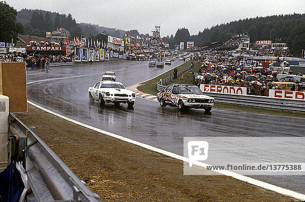 Nr. 30 ist ein BMW 530i  gefahren von Pierre Dieudonne-Thierry Boutsen-Philippe Bervoets. 24-Stunden-Rennen von Spa-Francorchamps  Belgien  21.-22. Juli 1979.