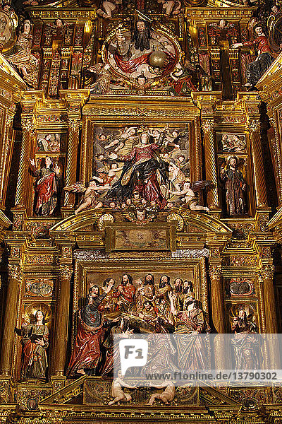 Basilica Santa Maria of la Asuncion reredos