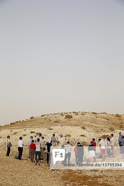 Pilgerfahrt im Heiligen Land  katholische Messe in der Wüste Negev.