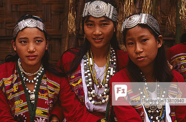 Miji-Frauen in traditioneller Tracht  Arunachal Pradesh  Indien