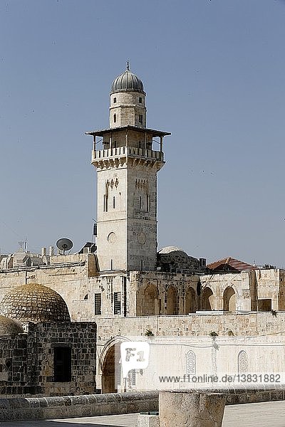 Haram esh Sharif  das Minarett der Frauenmoschee  vom Tempelberg aus gesehen.