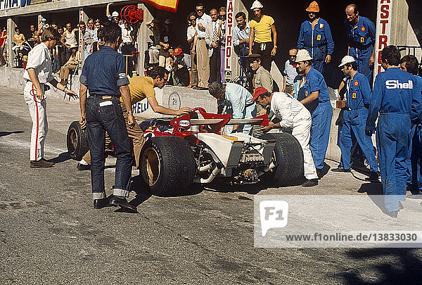 Italian GP  Monza 6th September 1970. Ferrari in pits.