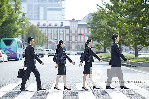 Young Japanese businesspeople