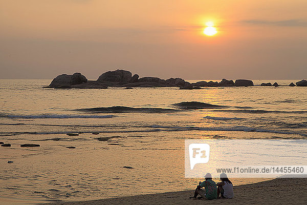 Sri Lanka  Hikkaduwa  Strand  Sonnenuntergang