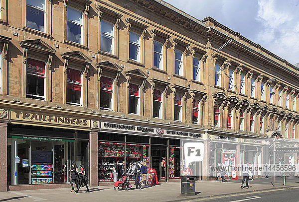 Vereinigtes Königreich  Schottland  Glasgow  Sauchiehall Street  Geschäfte  Menschen