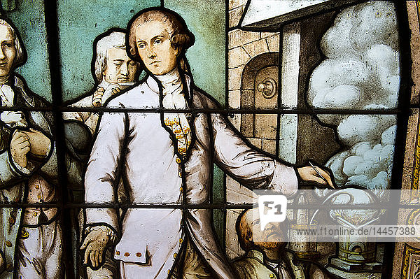 Frankreich. Paris 6. Bezirk. Avenue de l'Observatoire. Fakultät für Pharmazie. Glasfenster mit der Darstellung des Chemikers Lavoisier (1743-1794) in seinem Labor