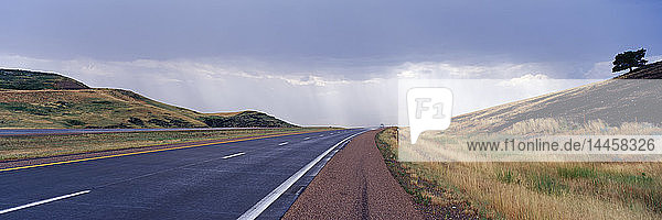 Interstate Highway in der Nähe des Badlands-Nationalparks