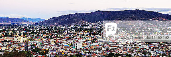 Panoramische Stadtlandschaft von Oaxaca