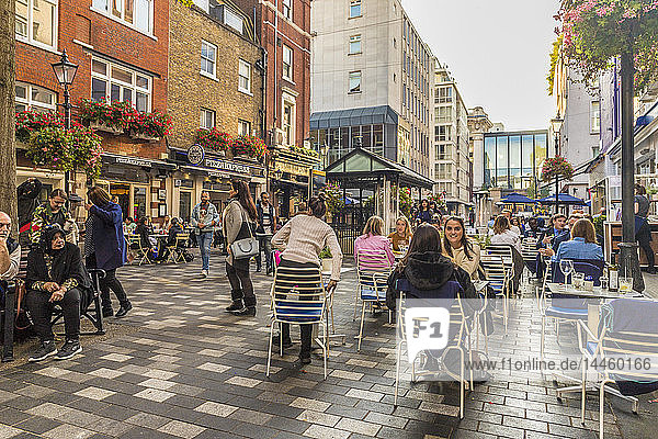 St. Christopher's Place  Einkaufsstraße mit Fußgängerzone  in Marylebone  London  England  Vereinigtes Königreich