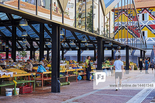 Markt Markata e Pishkut  Tirana  Albanien