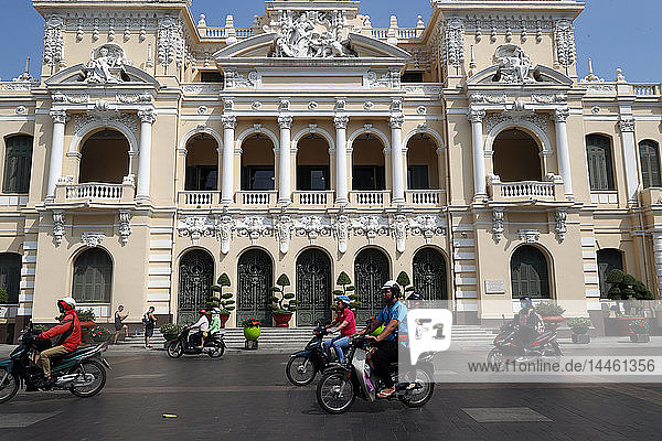 Gebäude des Volkskomitees  Rathaus  Bezirk 1  Ho Chi Minh Stadt (Saigon)  Vietnam  Indochina  Südostasien