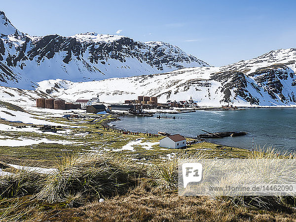Die verlassene Walfangstation Grytviken auf der Insel Südgeorgien im Atlantischen Ozean  die jetzt gereinigt und für den Tourismus hergerichtet wurde