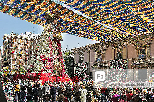 Das Falles-Festival (Las Fallas)  Immaterielles Kulturerbe der UNESCO  Valencia  Valencianische Gemeinschaft  Spanien
