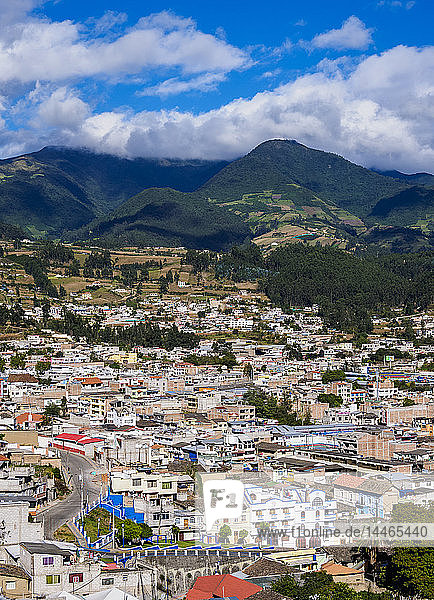 Stadtzentrum  Blick von oben  Otavalo  Provinz Imbabura  Ecuador  Südamerika