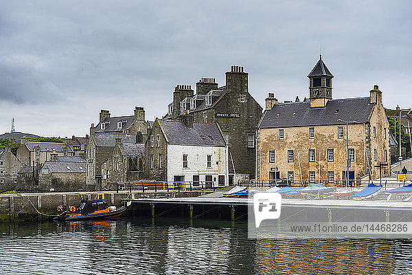 Vereinigtes Königreich  Schottland  Shetland-Inseln  Seafront of Lerwick
