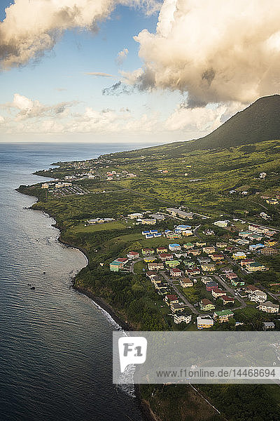 Karibik  Kleine Antillen  St. Kitts und Nevis  Luftaufnahme von St. Kitts