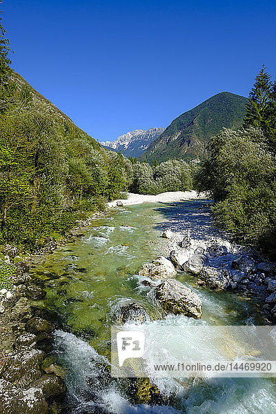 Slowenien  Soca-Tal  in der Nähe von Trenta  Soca-Fluss  Triglav-Nationalpark