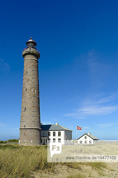 Dänemark Jütland Skagen Grenen grauer Leuchtturm