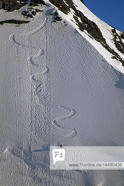 Extremes Skifahren in den Wrangell St Elias Bergen Winter SC AK