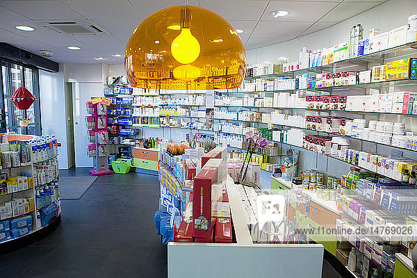 NON-PRESCRIPTION DRUG STORE