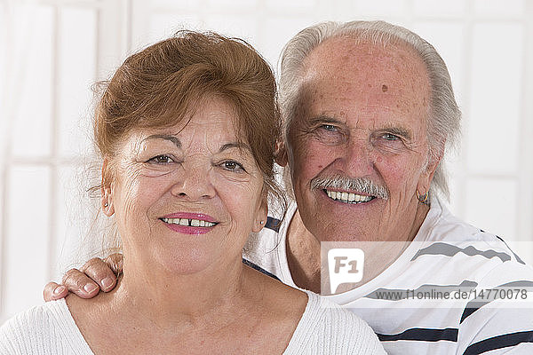 Porträt eines älteren Paares.
