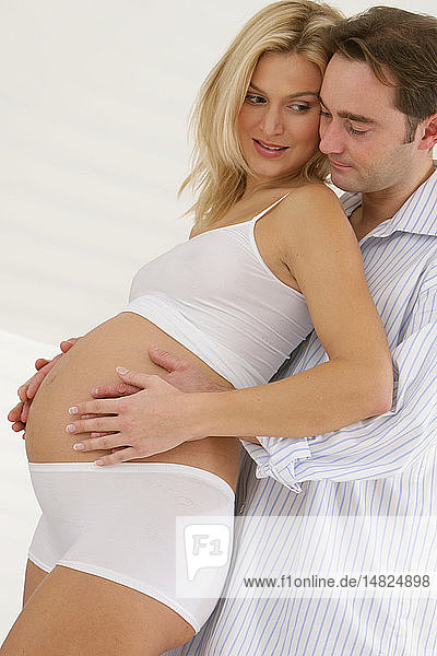 PREGNANT WOMAN & MAN