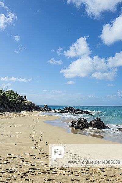 Karibik  Antillen  Sint Maarten  Happy Bay Beach  Übersee-Frankreich
