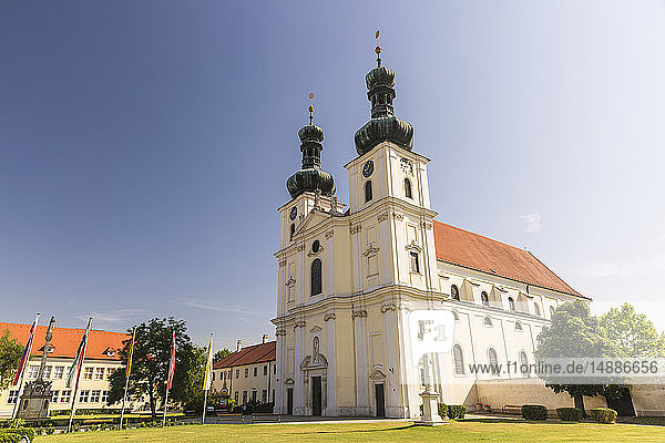 Österreich  Burgenland  Frauenkirchen  Basilika Maria Geburt
