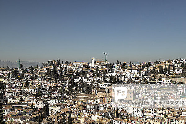 Spanien  Andalusien  Blick auf Granada von der Alhambra