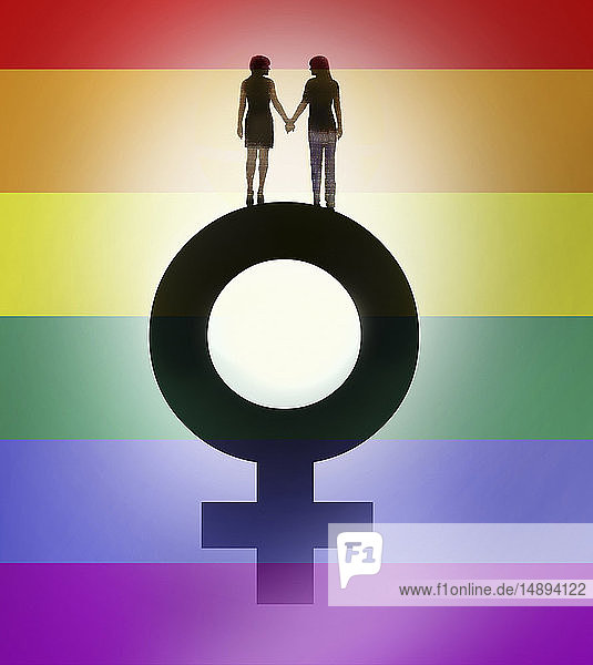 Lesbisches Paar hält sich an der Spitze des weiblichen Geschlechtssymbols