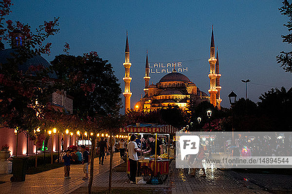 Asia  Turkey  Istanbul  Sultan Hamet Camii  Blue Mosque