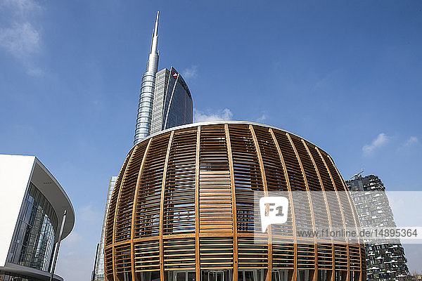 Italien  Lombardei  Mailand  Gae Aulenti Platz  Unicredit Turm und Pavillon