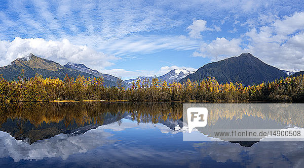 Moose Lake  Mendenhall Recreation Area; Alaska  Vereinigte Staaten von Amerika