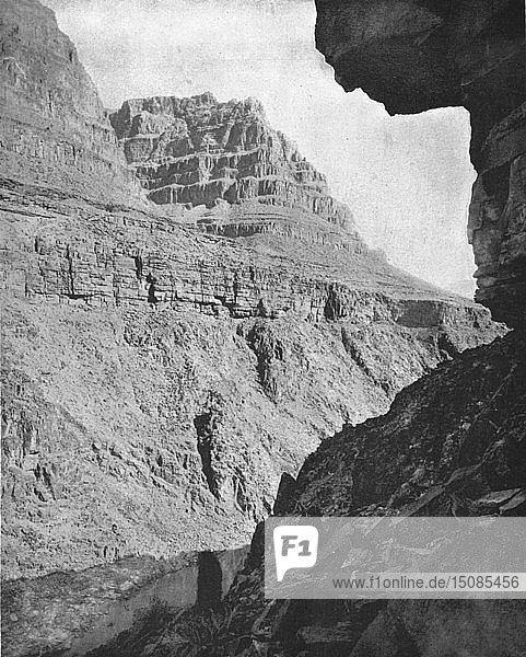 Grand Canyon of the Colorado  Arizona  USA  um 1900. Schöpfer: Unbekannt.