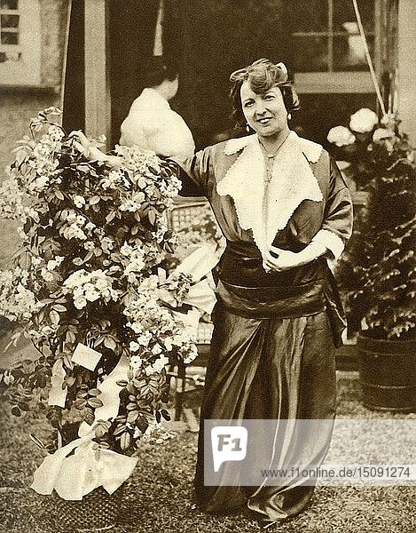 Marie Lloyd  um 1910. Schöpfer: Unbekannt.