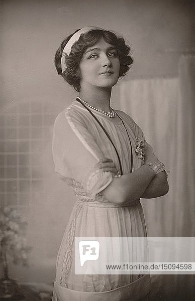 Fräulein Lily Elsie (1886-1962) als Alice in der Dollar Princess   um 1930. Schöpfer: Unbekannt.