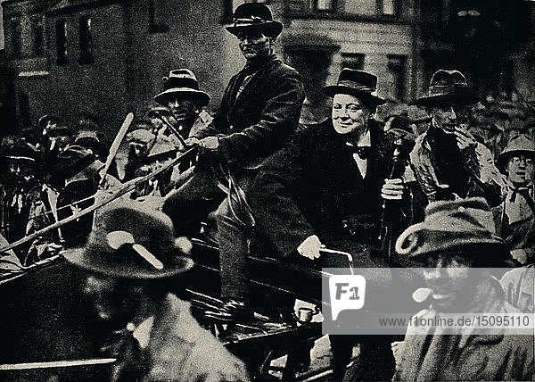 Churchill wieder in Belfast   1926  (1945). Schöpfer: Unbekannt.