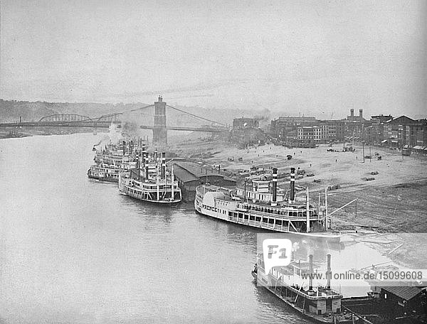 Flussfront  Cincinnati  Ohio   um 1897. Schöpfer: Unbekannt.