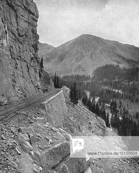 Alpenpass  Colorado  USA  um 1900. Schöpfer: Unbekannt.