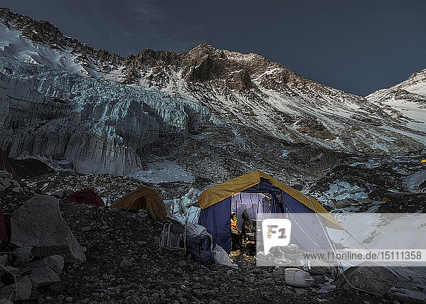 Nepal  Solo Khumbu  Everest  Western Cwm  Lager 2 bei Nacht